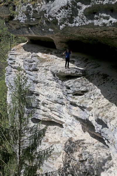 mighty-waterfall-pericnik-in-vrata-valley-outdoor-mojstrana