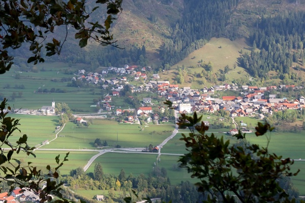  through-mlacca-gorge-onto-jerebikovec-outdoor-mojstrana